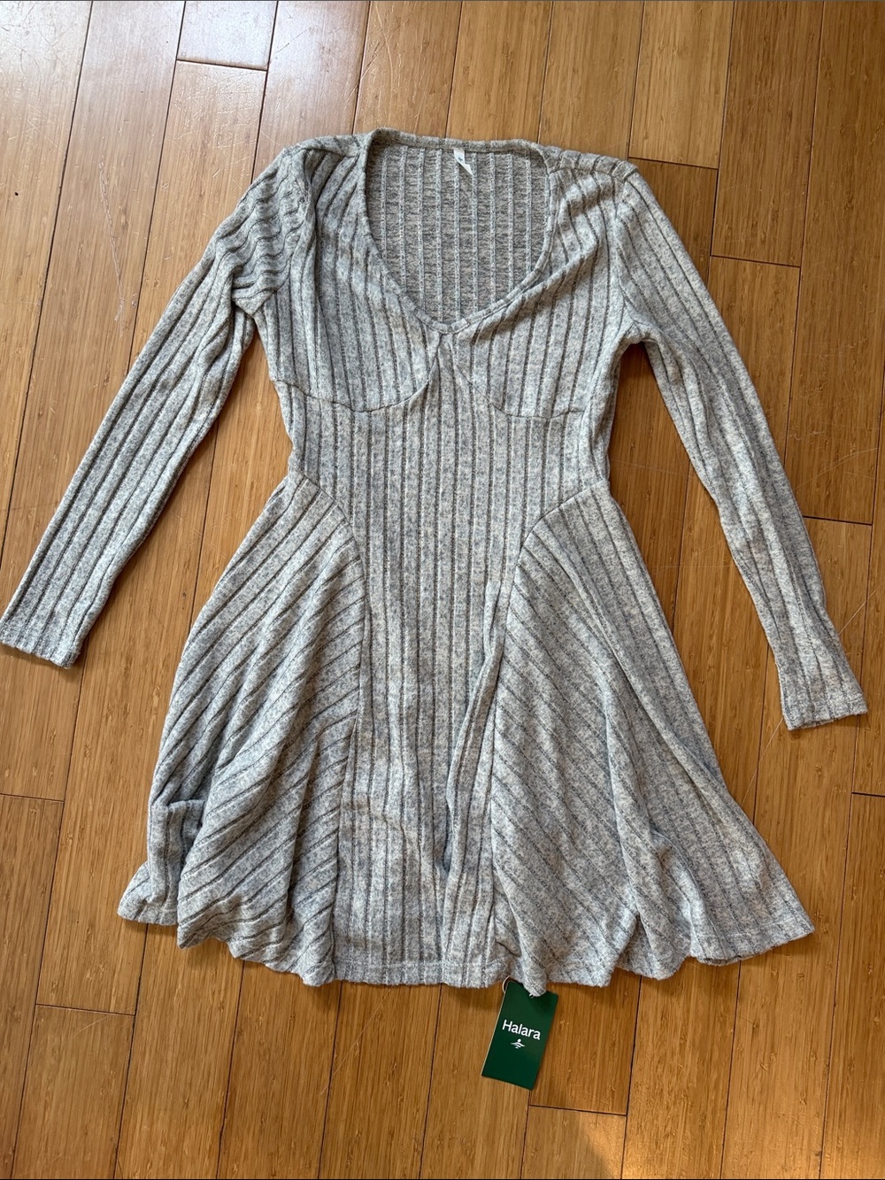HALARA Gray Ribbed Long-Sleeve Fit-and-Flare Knit Dress